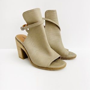 Lucky Brand NWOB Velitina Leather Stacked Heel Open Ankle Bootie
